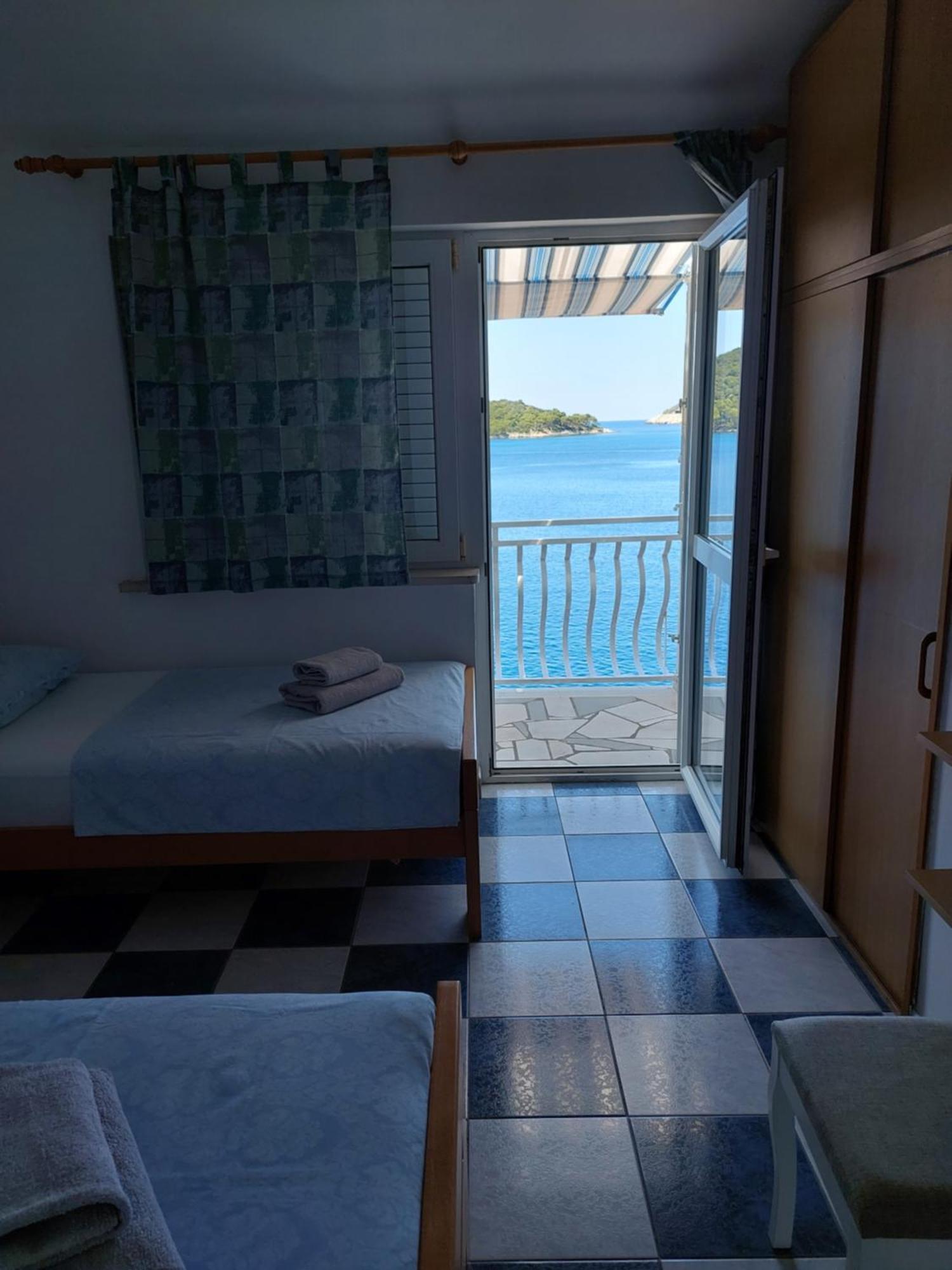 Apartments Lastovo Silic Extérieur photo